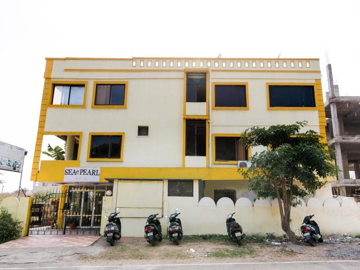 OYO 69511 Hotel Sea E Pearl Visakhapatnam Exterior foto