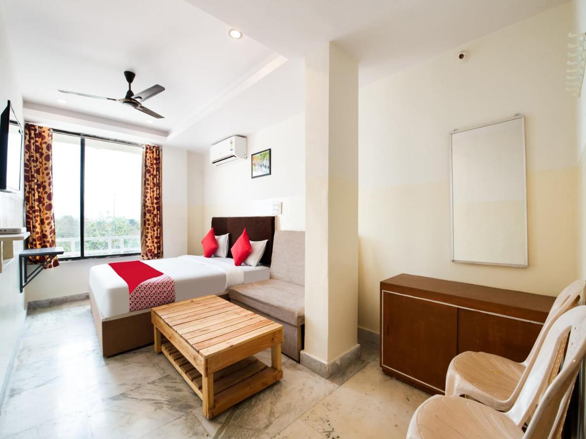 OYO 69511 Hotel Sea E Pearl Visakhapatnam Exterior foto